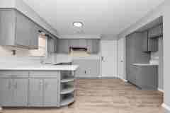 8775 S Beverly Ave - Photo 1 of 1