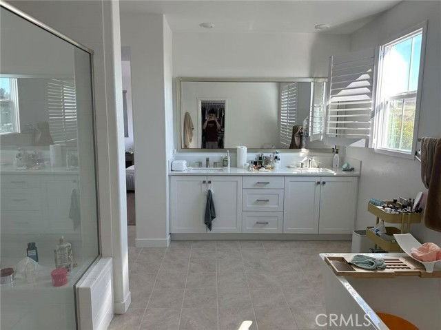 26078 Meadow Dr - Photo 4 of 8