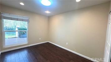 featured image of 16 Willow Tree Ln