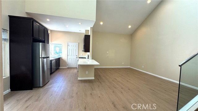 16 Willow Tree Ln - Photo 4 of 8