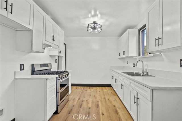 12865 Norris Ave - Photo 6 of 8