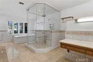 featured image of 19803 Linnet St