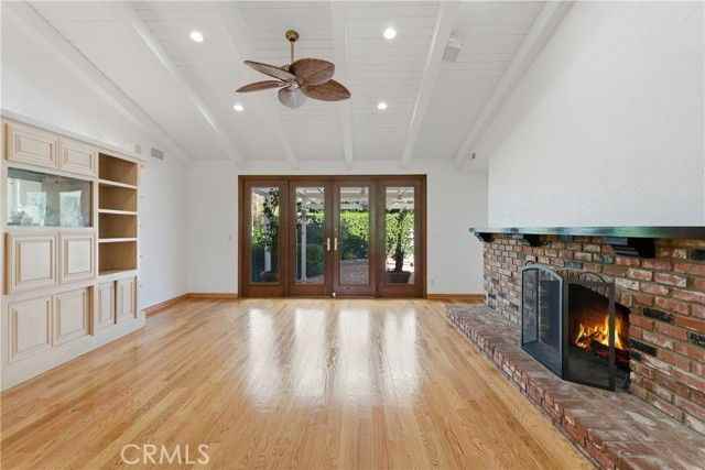 19803 Linnet St - Photo 4 of 8