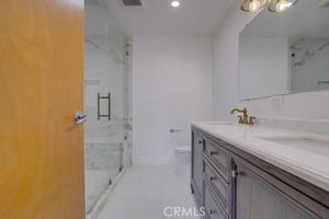 featured image of 35 N Raymond Ave #404