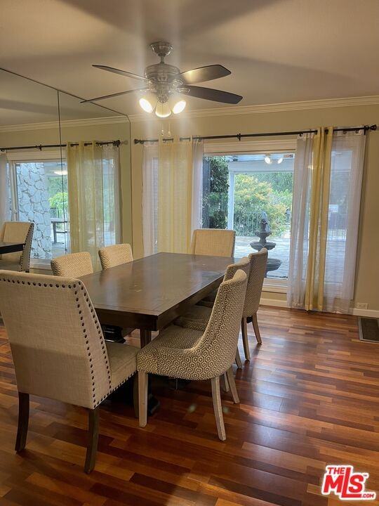 4368 Fairway Dr - Photo 6 of 8