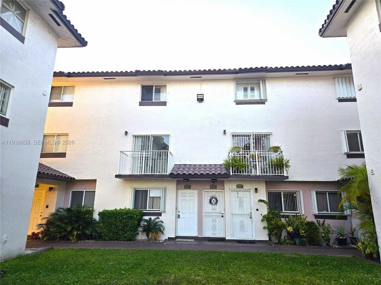 1100 Sw 104th Ct #E203