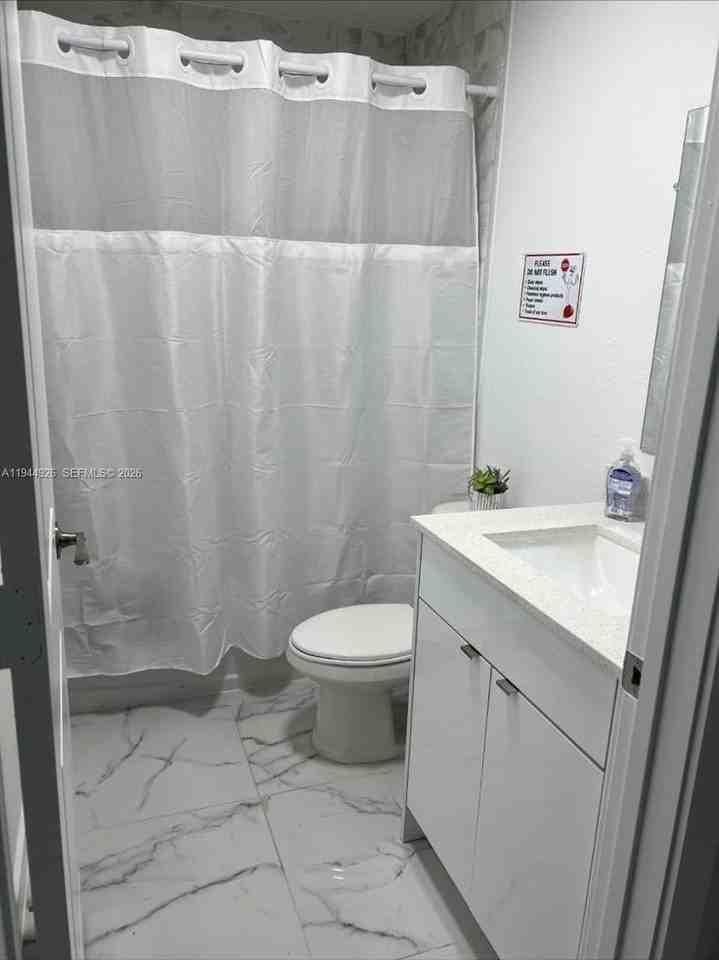 8012 Nw 14th Pl #A - Photo 7 of 12