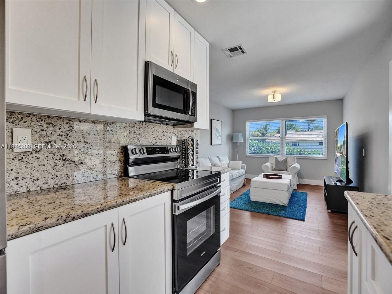 620 W Palmetto Park Rd - Photo 6 of 38