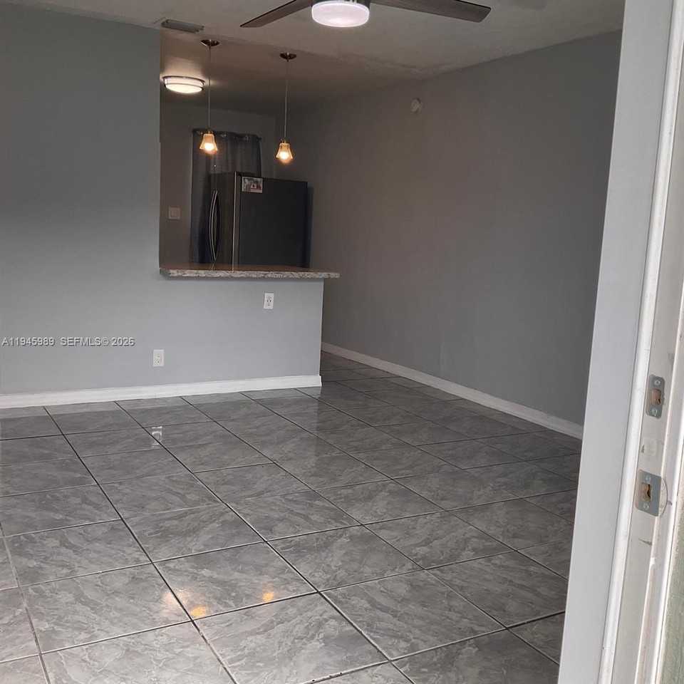 337 Phippen Waiters Rd #1-2 - Photo 3 of 9