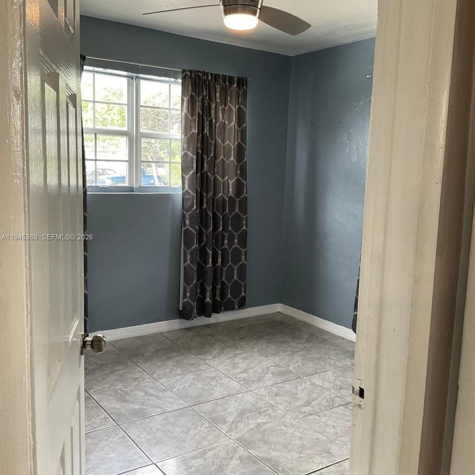 337 Phippen Waiters Rd #1-2 - Photo 5 of 9