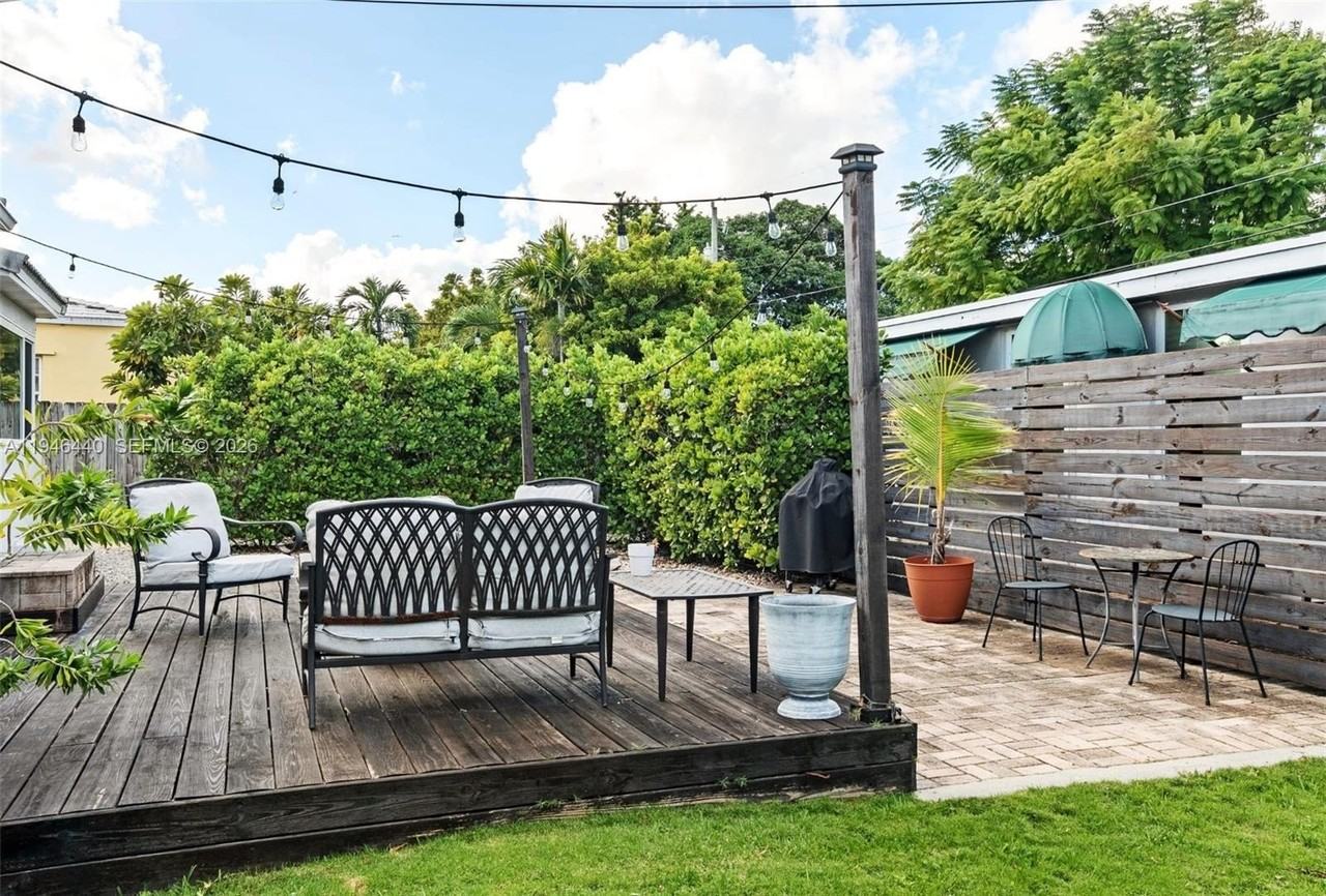 3151 Sw 20th St #1 - Photo 7 of 18