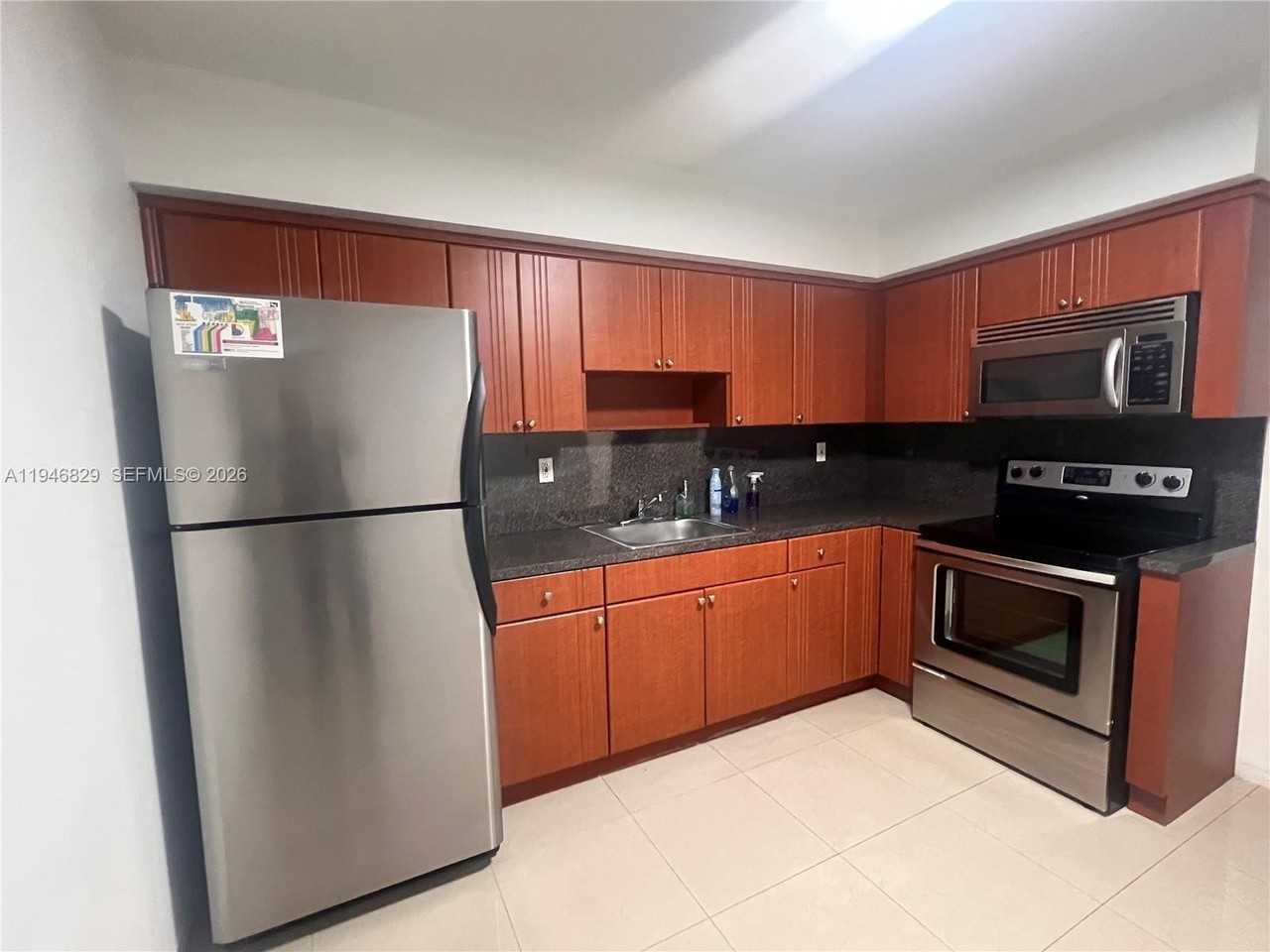 5010 Sw 26th Ave #1-3 - Photo 2 of 13