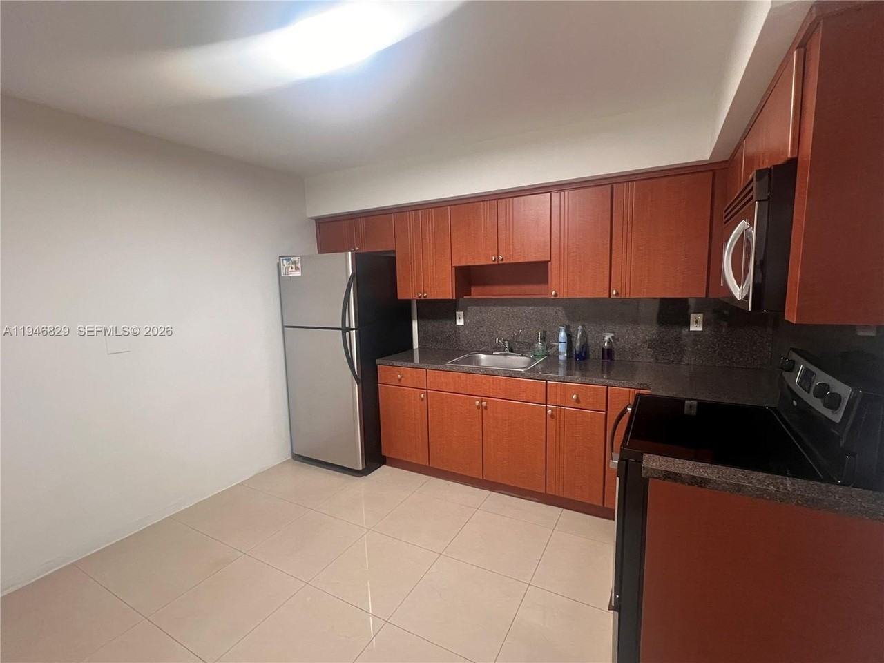 5010 Sw 26th Ave #1-3 - Photo 3 of 13