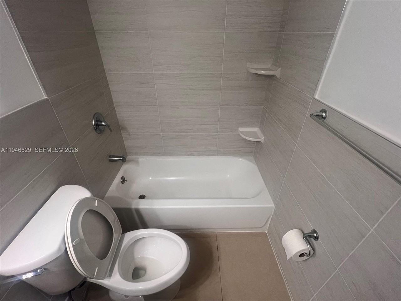 5010 Sw 26th Ave #1-3 - Photo 6 of 13