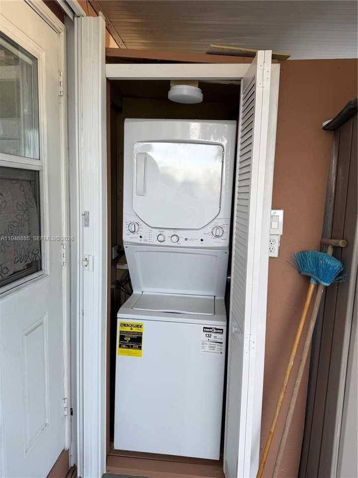 12925 Sw 22nd St - Photo 6 of 6