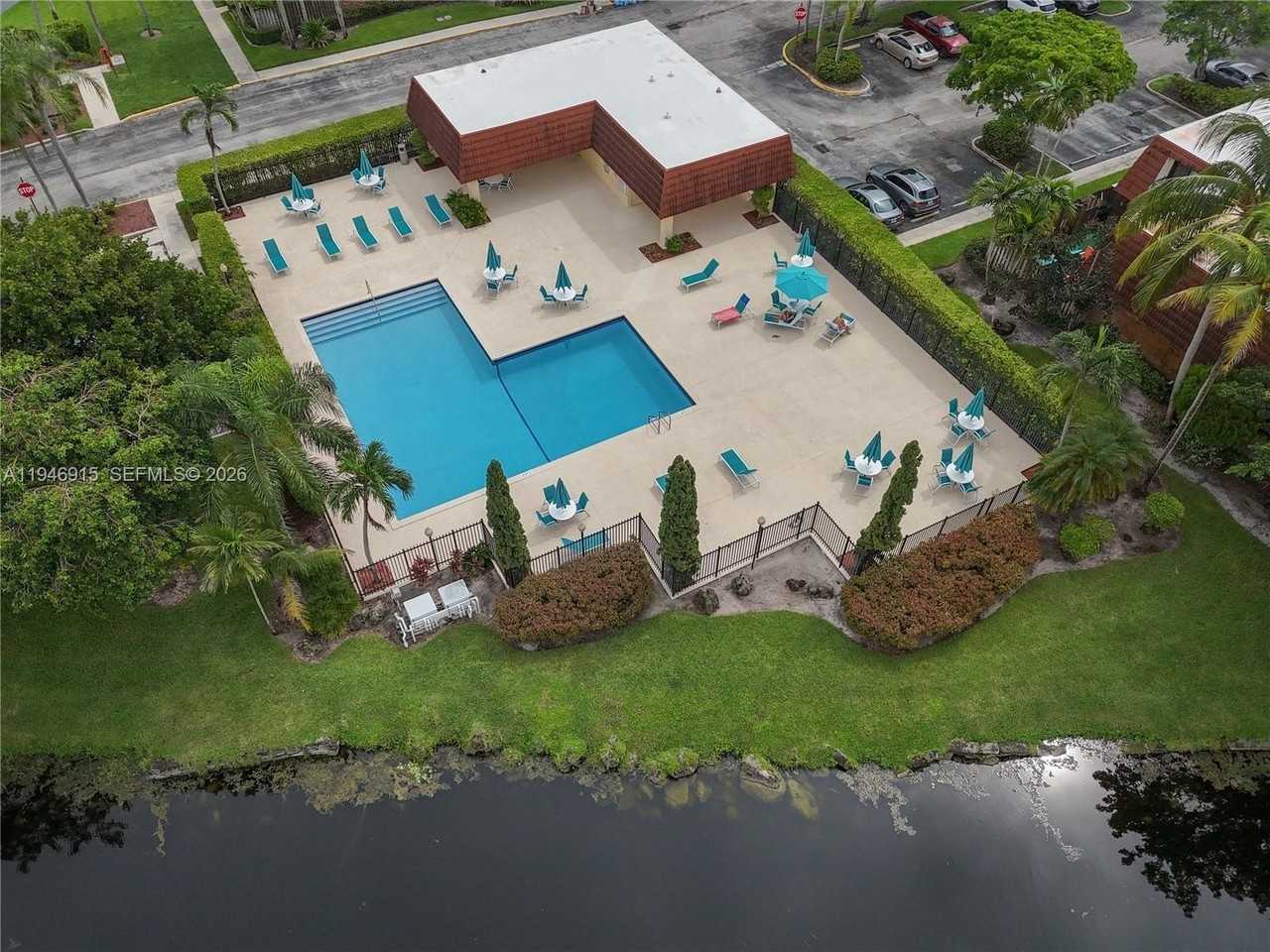 9977 Nw 6th Ct #9977 - Photo 6 of 35