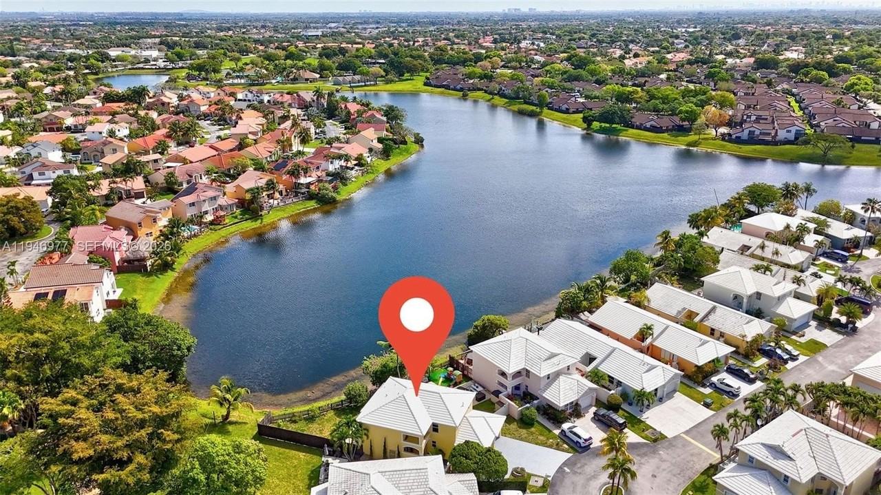 15481 Sw 47th Ter #15481 - Photo 5 of 30