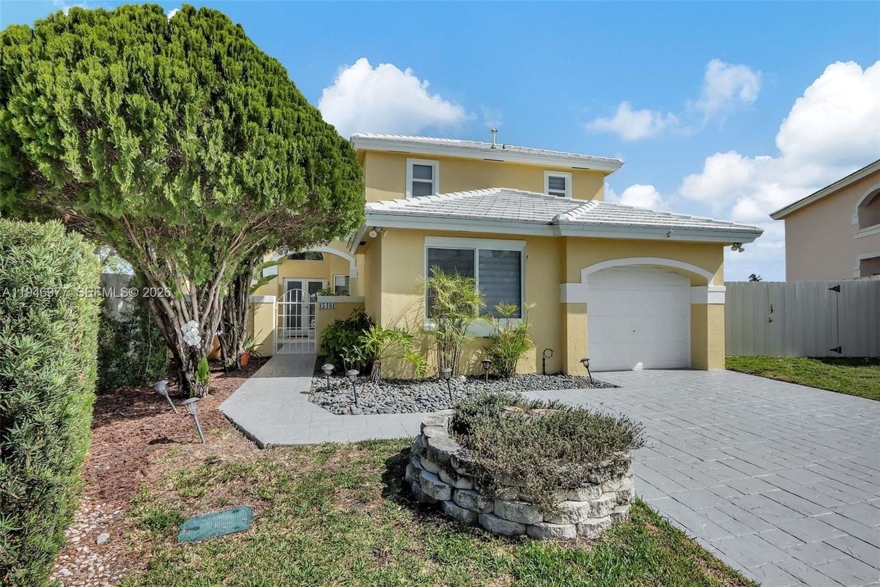 15481 Sw 47th Ter #15481 - Photo 6 of 30