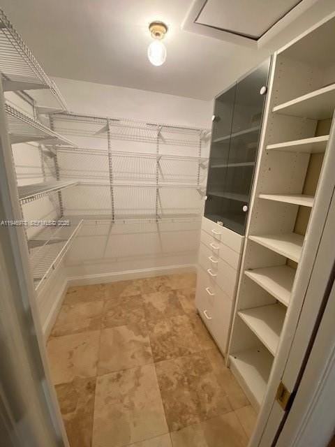 1530 Sw 23rd St #1530 - Photo 6 of 7