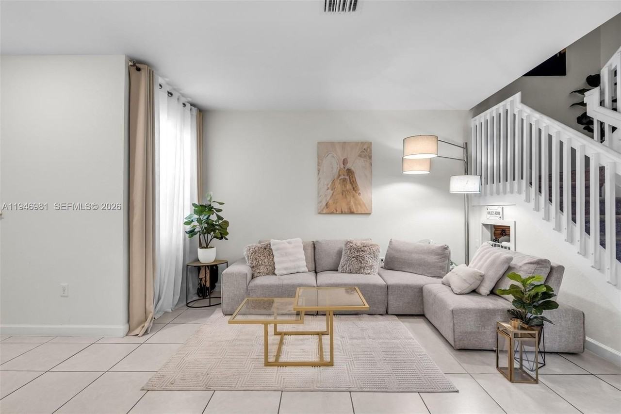 11051 W 33rd Ln #11051 - Photo 6 of 25