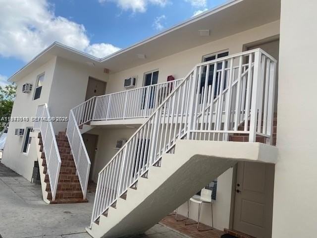 1327 Sw 3rd St #6 - Photo 2 of 5