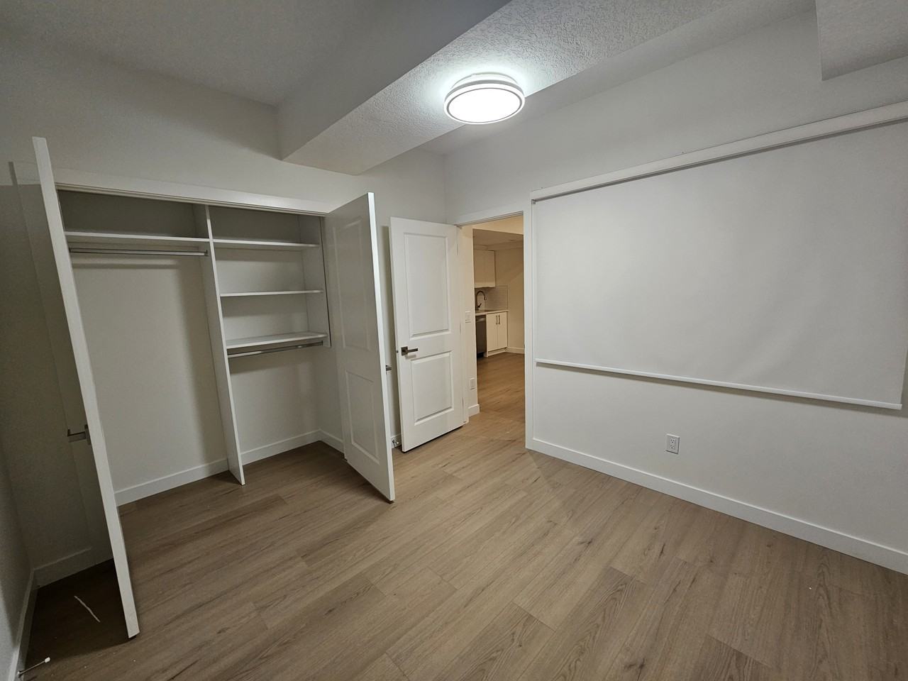 431 11 Avenue NE - Photo 7 of 7