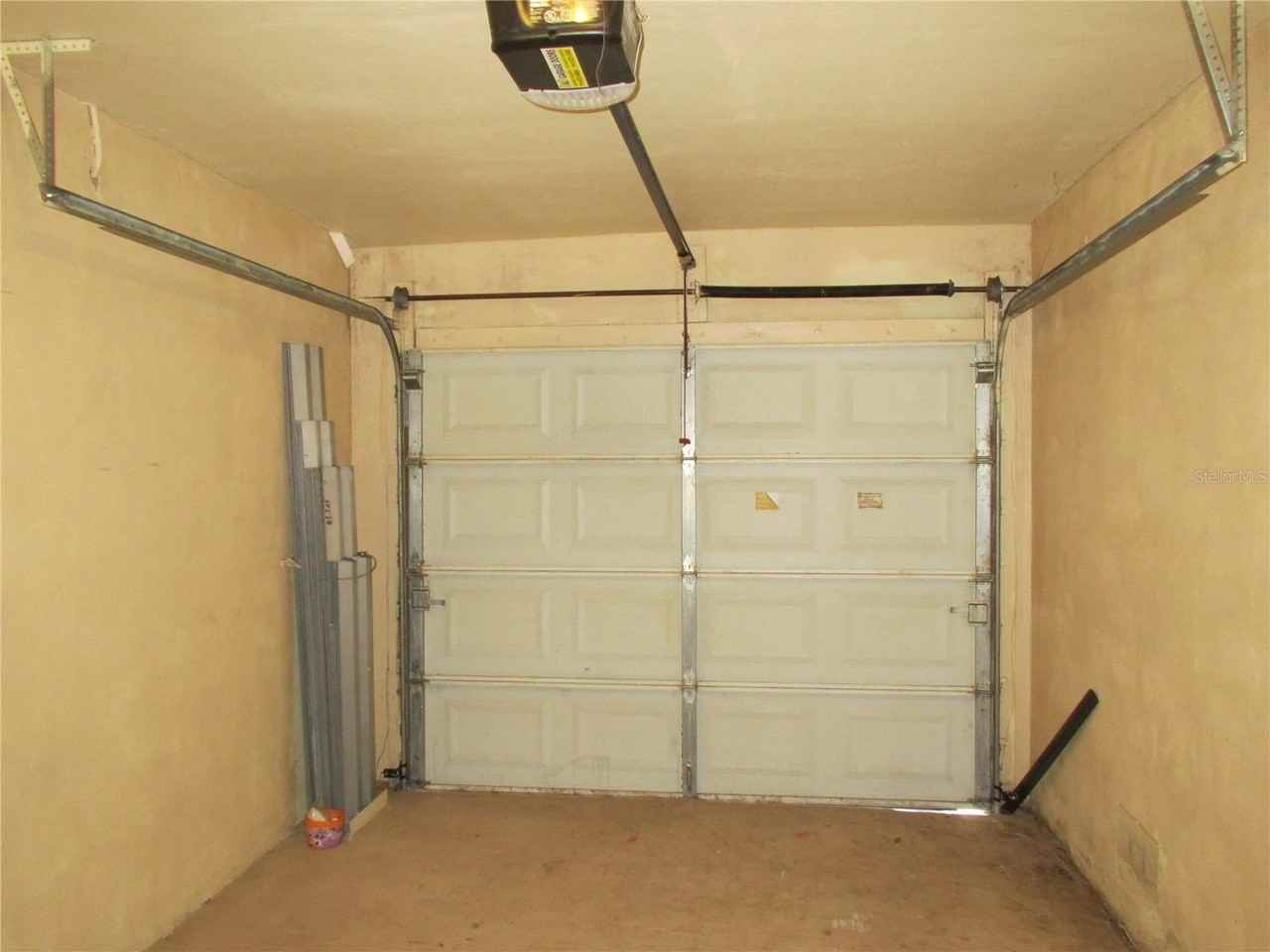 464 Hippel St - Photo 7 of 21