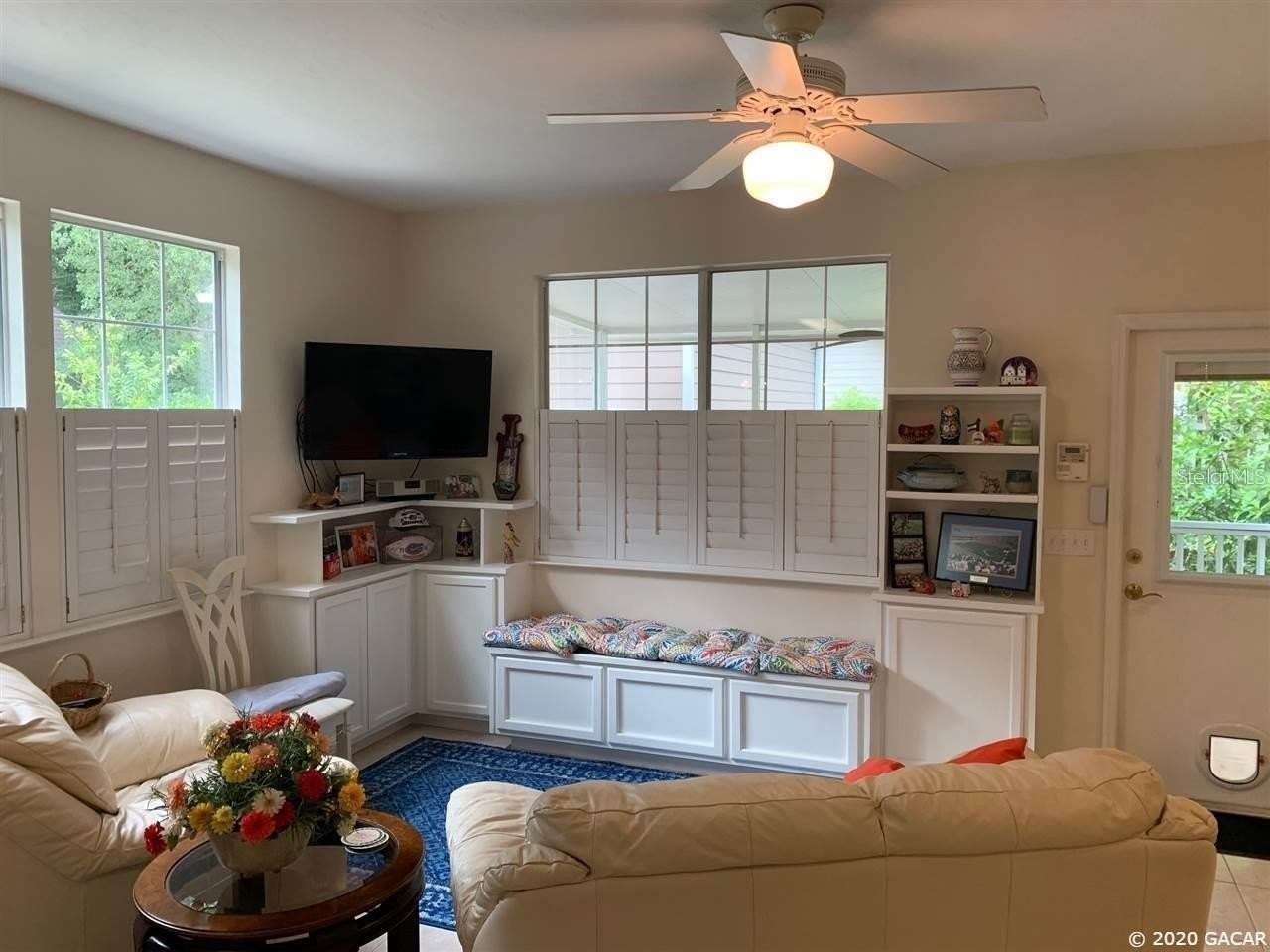 117 Nw 48th Blvd - Photo 4 of 24