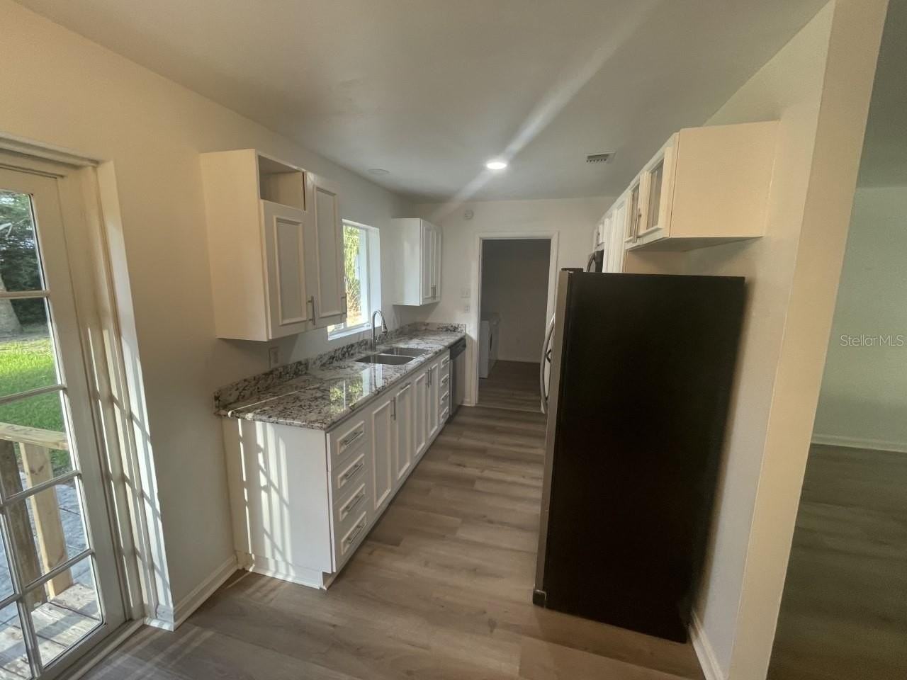 3456 Nw 7th Ave - Photo 4 of 14