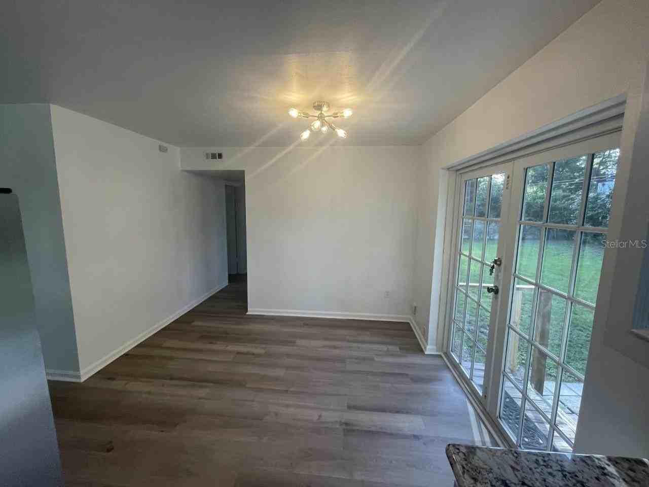 3456 Nw 7th Ave - Photo 6 of 14