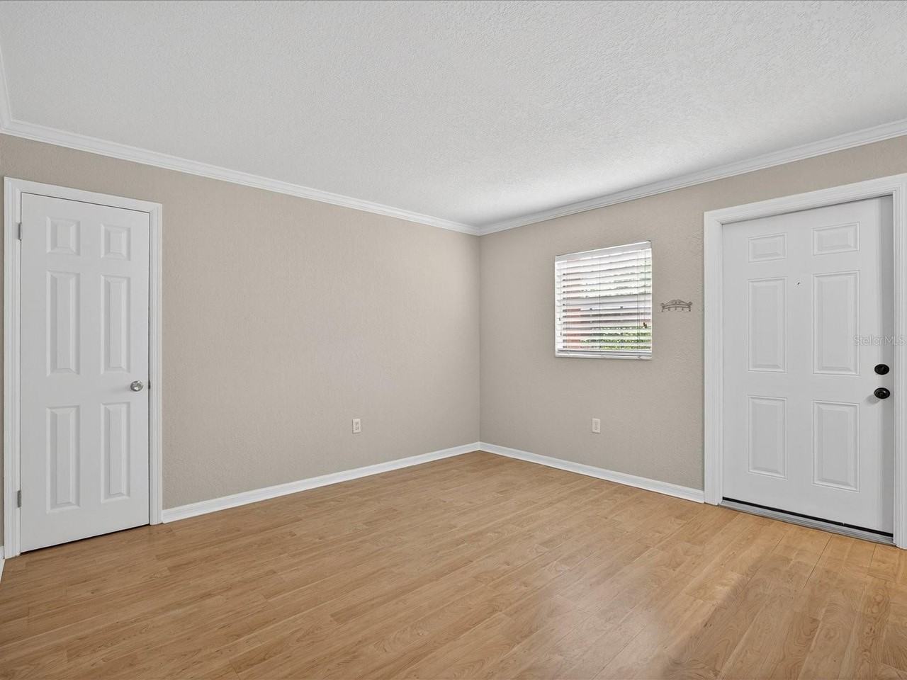 2507 E Central Blvd #21 - Photo 5 of 25