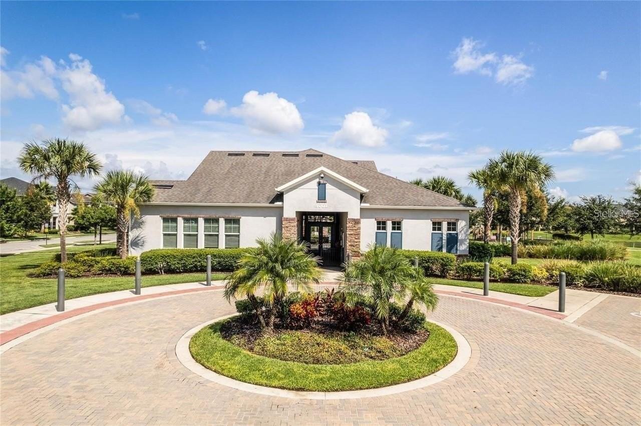 4989 Northlawn Way - Photo 3 of 19