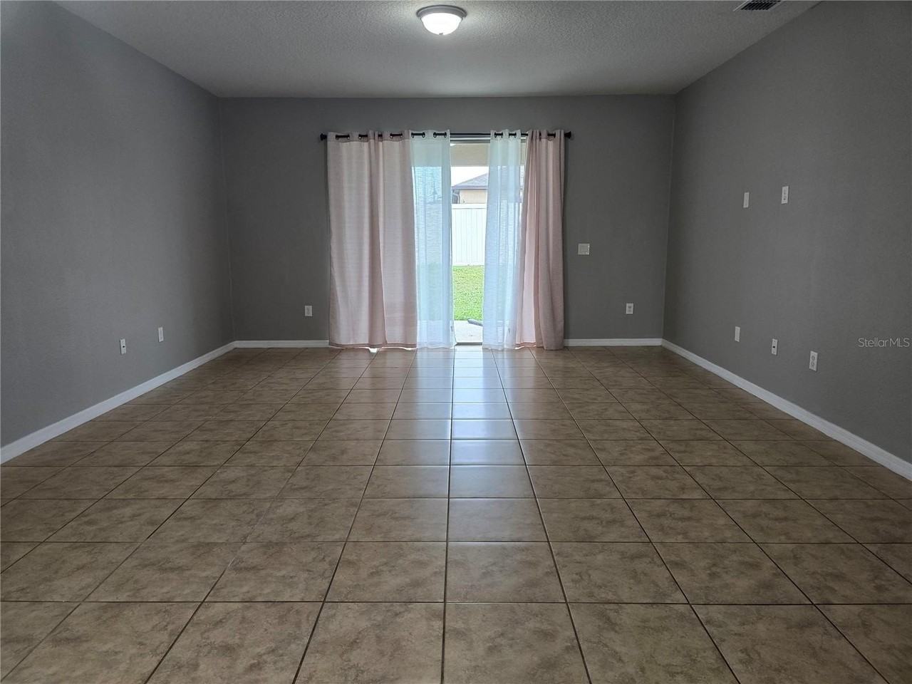 3905 Baja Dr - Photo 6 of 14