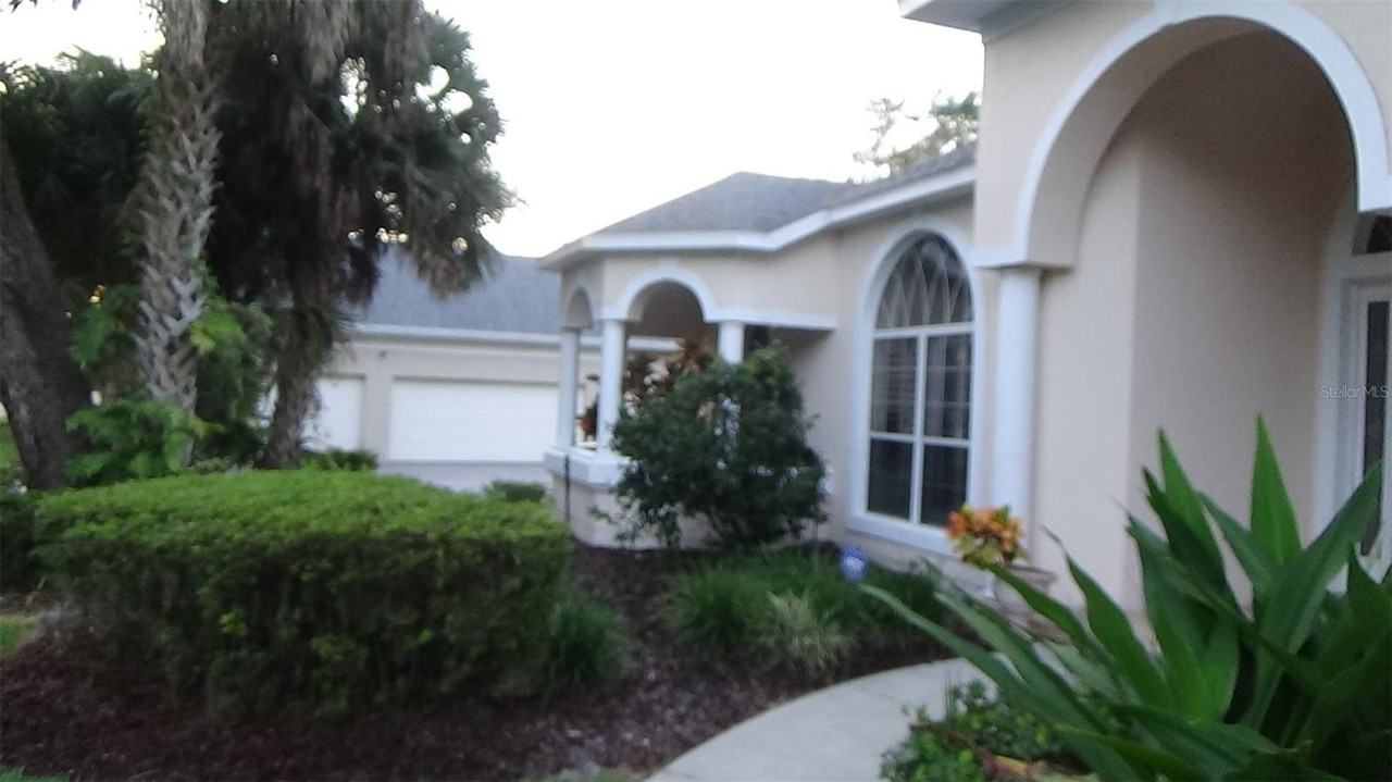 208 Heatherwood Ct - Photo 2 of 27