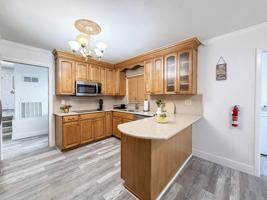 featured image of Oakview Ter