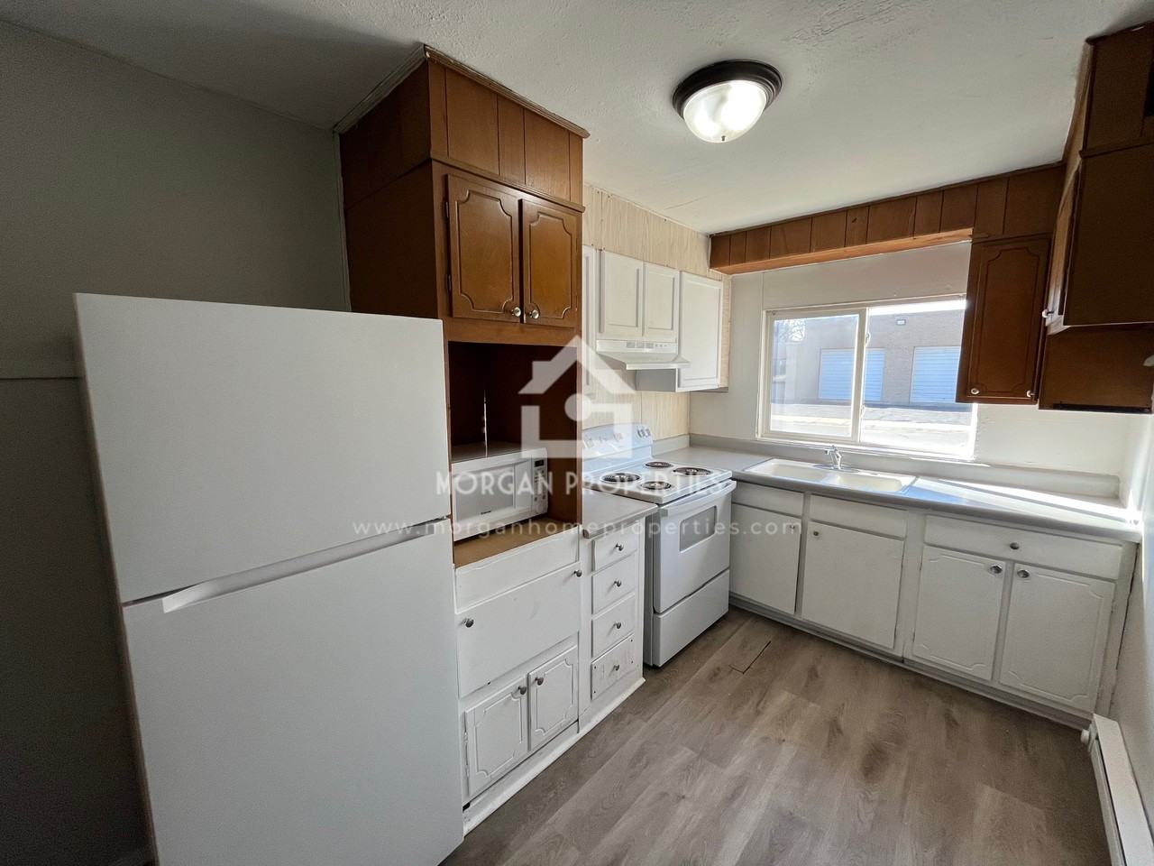 202 E 13th St #1 - Photo 3 of 7