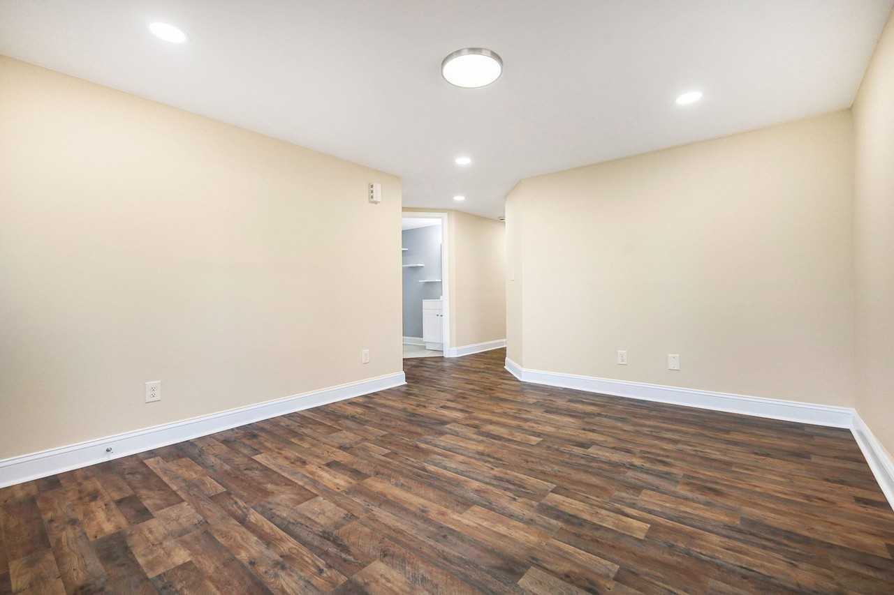 416 Richardson St #1 - Photo 3 of 21