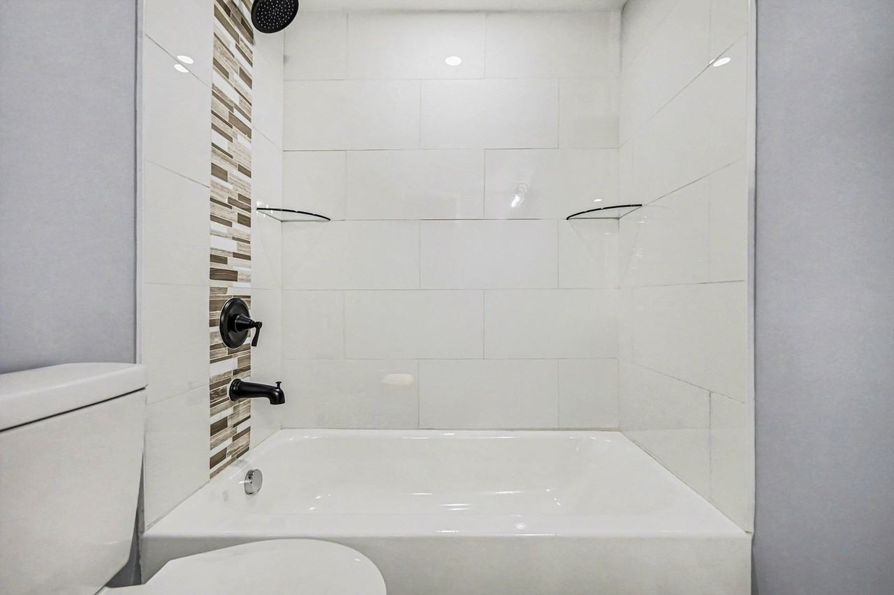 416 Richardson St #1 - Photo 7 of 21