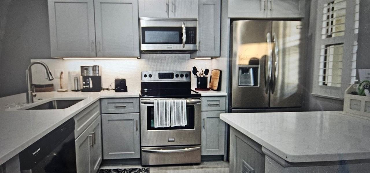 1501 Beach Rd #403 - Photo 6 of 8