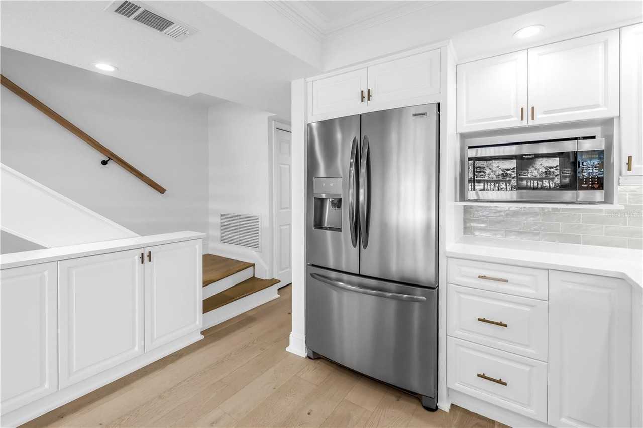 1355 Pinellas Bayway S #23 - Photo 5 of 50