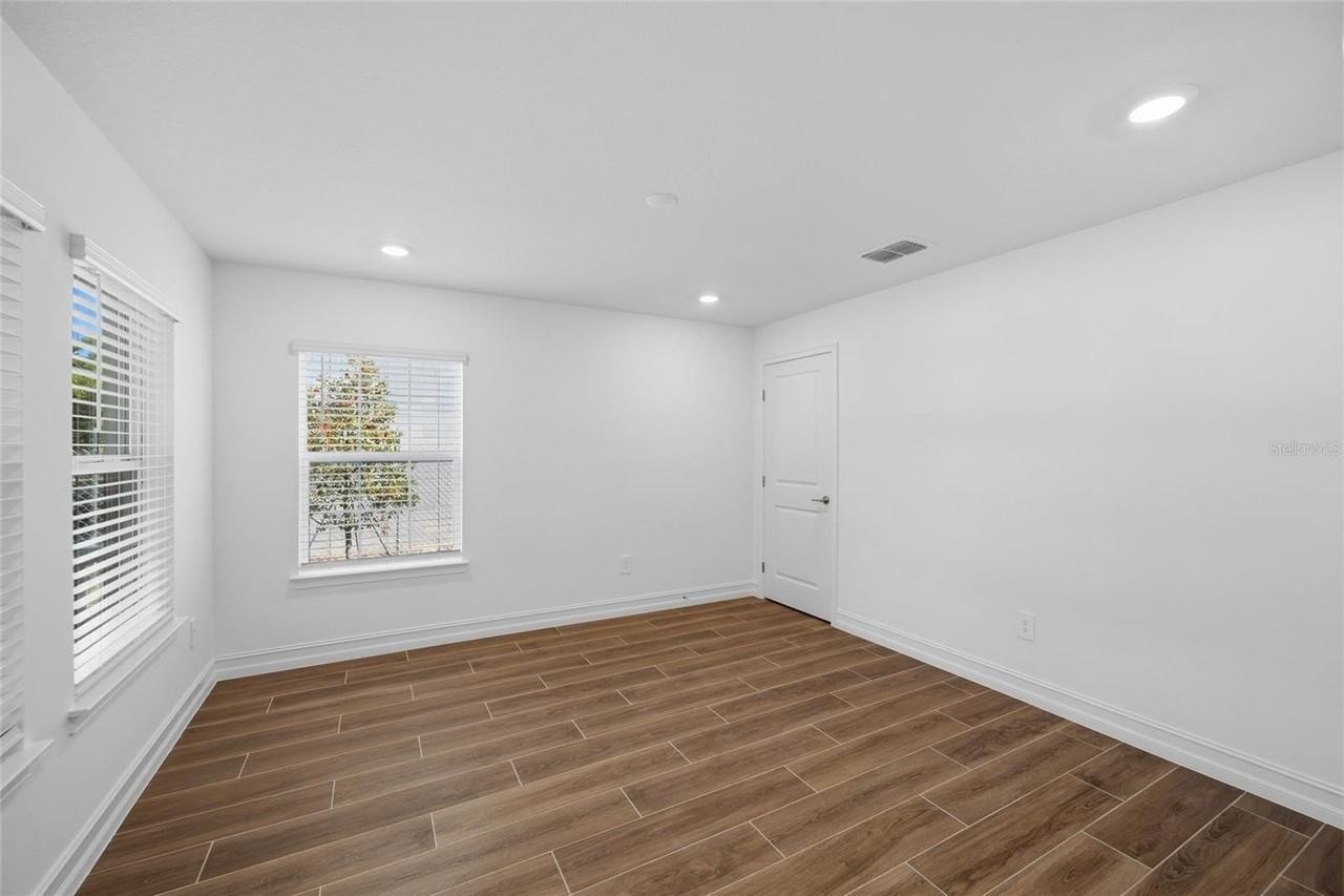 4510 S Manhattan Ave #14 - Photo 7 of 34