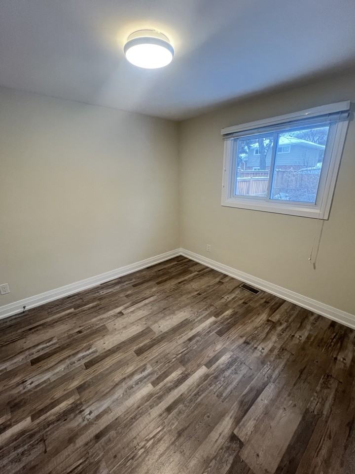 130 W 34th St - Photo 3 of 14