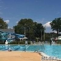 235B Manorhaven Blvd - Photo 4 of 4