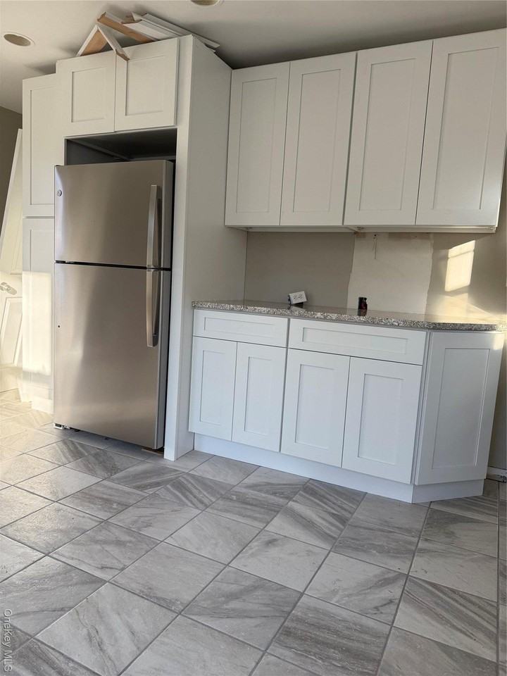 41 Gibson Ave - Photo 6 of 16