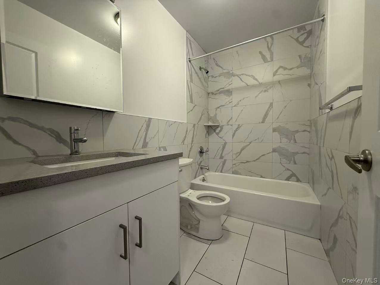 5714 Xenia St Apt 3 #3 - Photo 5 of 5