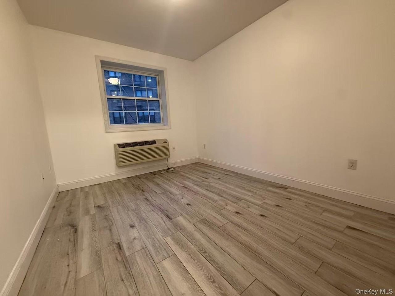 5714 Xenia St Apt 3 #3 - Photo 4 of 5