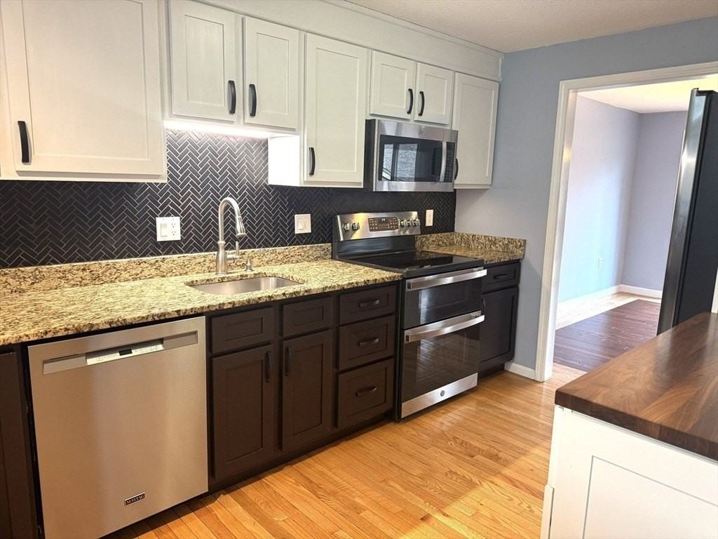 49 Brickett Hill Cir Unit 49 #49 - Photo 5 of 30