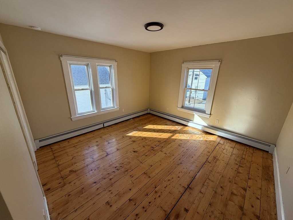 91 Nason St Apt 3 #3 - Photo 3 of 18