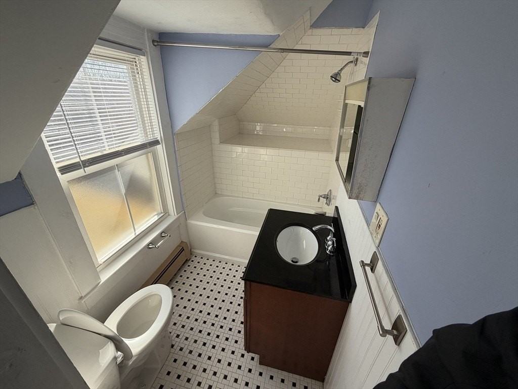 91 Nason St Apt 3 #3 - Photo 6 of 18