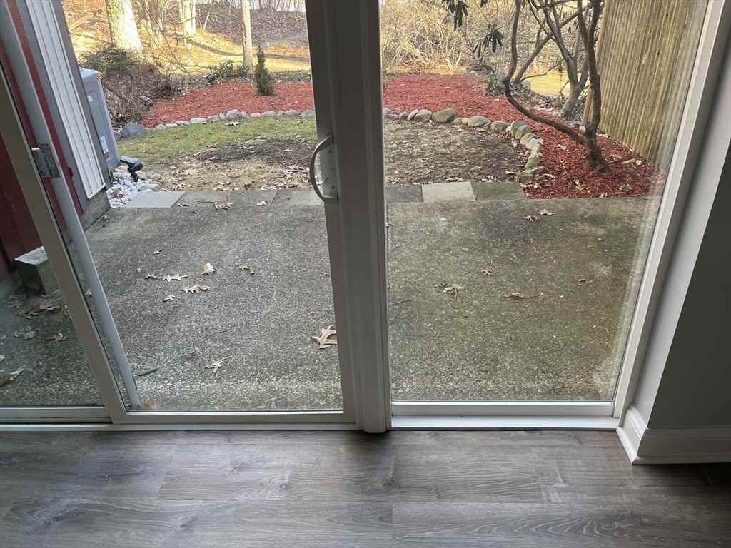 37 Highwood Dr Unit 37 #37 - Photo 7 of 23